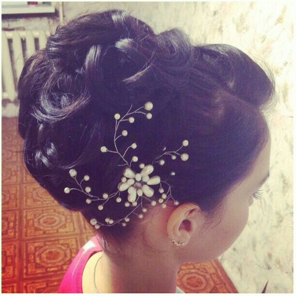 flower, hairstyle, hair and curls