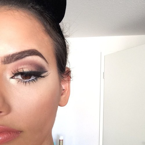 noel, luxe, hlel and maquillage