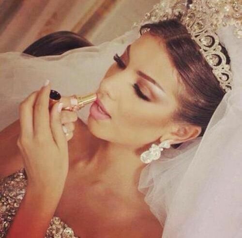 glamorous, woman, one day and glamour