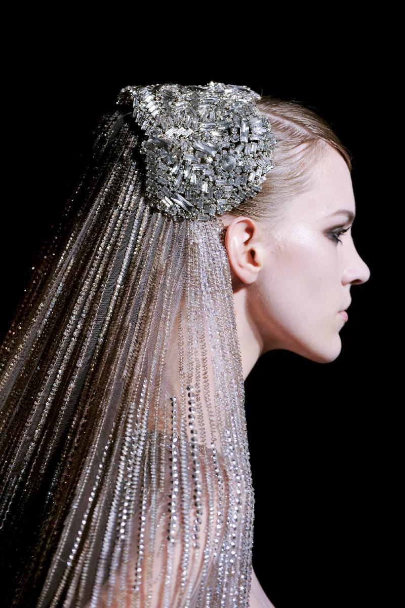 crystals, crown, veil crown and tiara