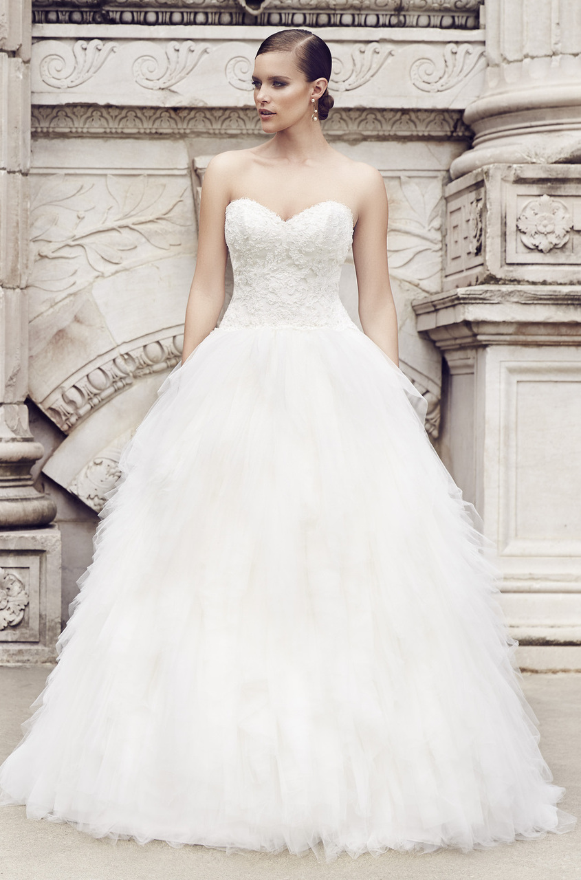 paloma blanca and wedding dress