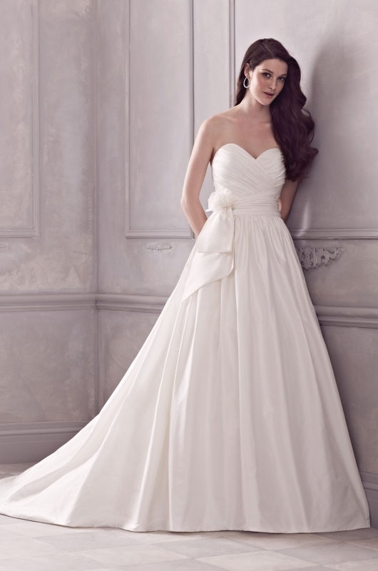 paloma blanca and wedding dress