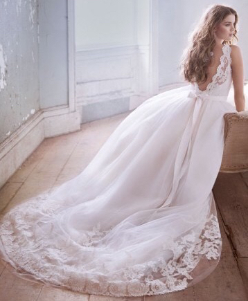 bridal, beauty and dreamy dress