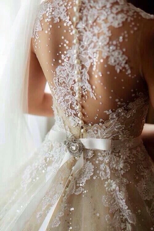 lace and weddingdress