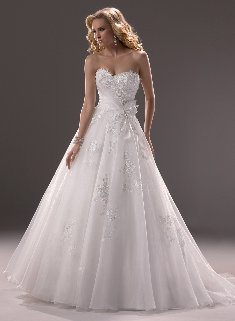 weddinggown, churchwedding, ballgown and weddingdress