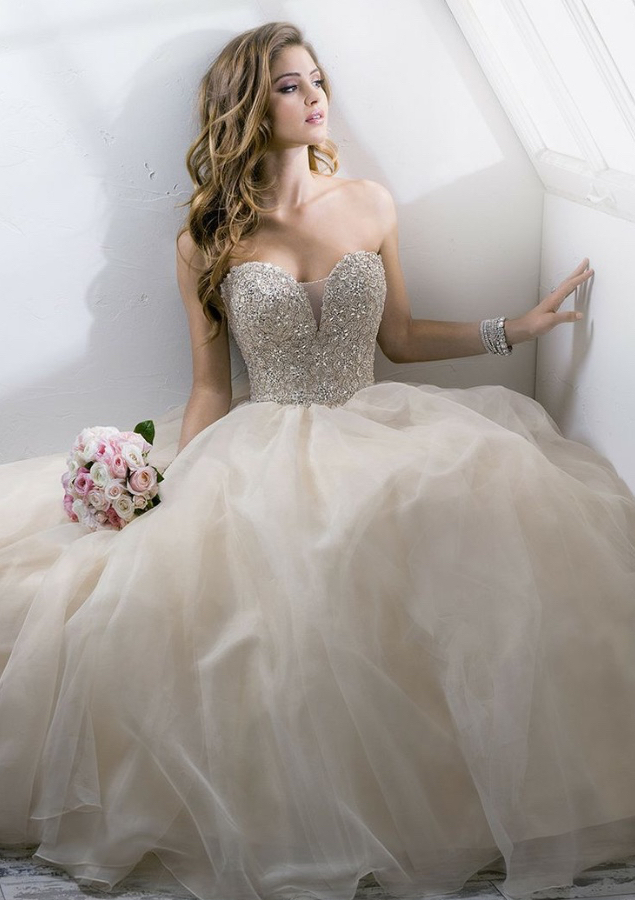 ball gown, white, crystallized corset and beautiful