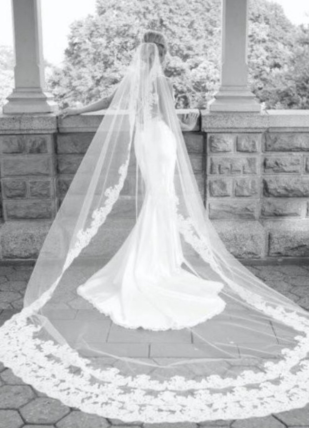 long veil, marriage, mermaid dress and white