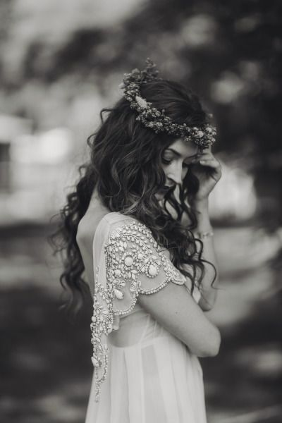 wavyhair, fashion and dress