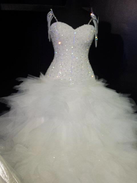 dress, pretty, life and woman