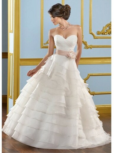 sweetheart wedding dress