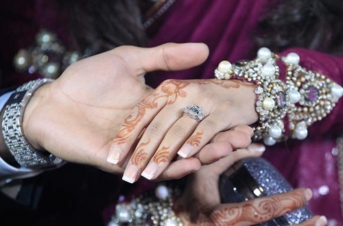 diamonds, bracelets and henna