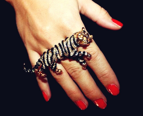 sexy, nails and tiger