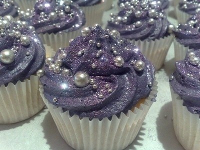 cupcakes wedding, sparkle and cupcakes