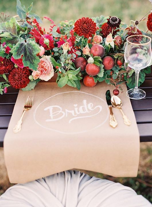 bride, table center piece and flower