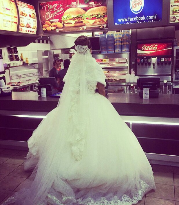 burger king, hochzeit, love and couple