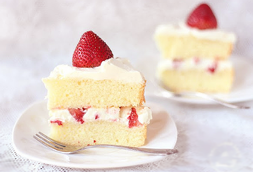 frosting, neat and strawberry