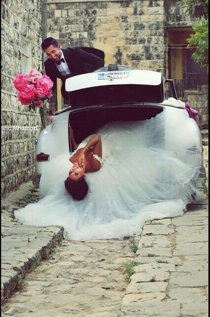 mariage, costard and robe