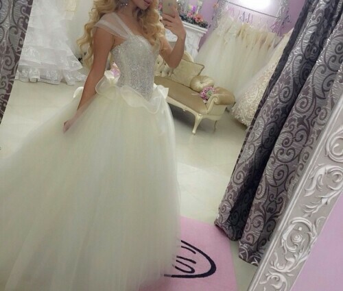 blondy, beautiful and bride