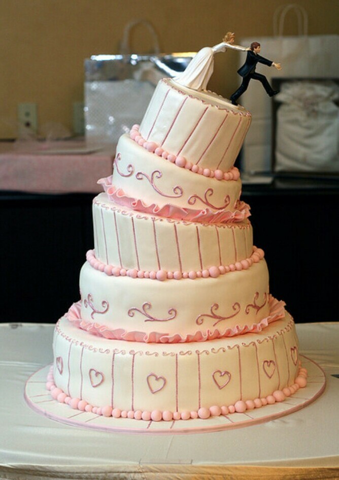 wife, weddingcake, bakker and funny