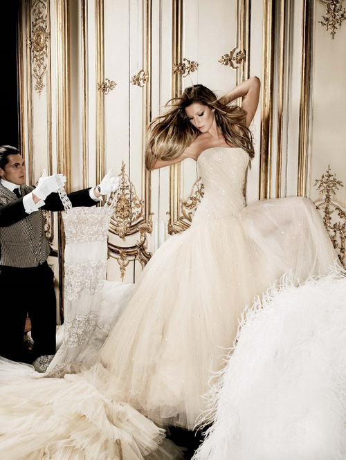 model, luxury, Gisele Bundchen and dress