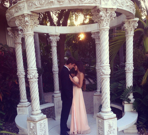 dress, love, flowers and promess