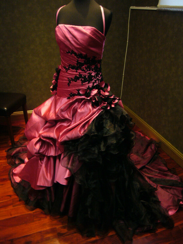 dark, gothic and dresses