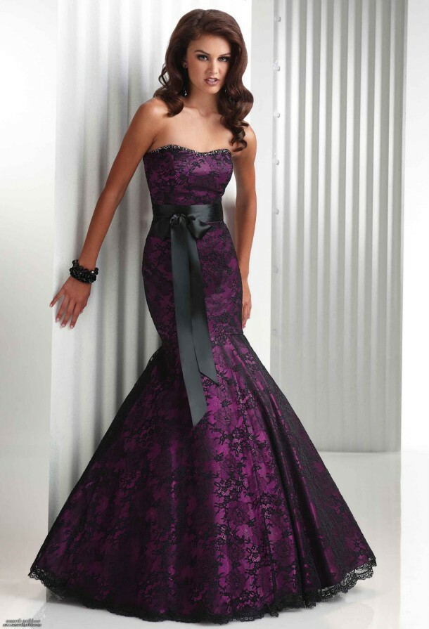 dark, gothic and dresses