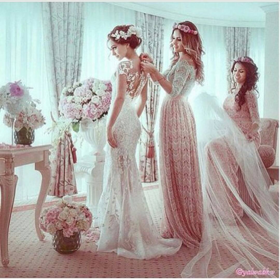 bride bouquet, wedding dress, bride and luxury wedding dress