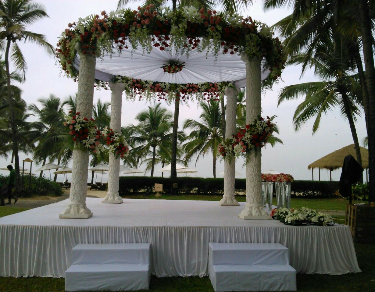 beach wedding, exotic flowers, mandap and goa