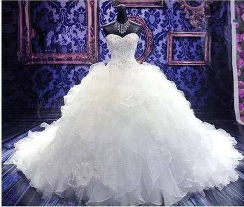 glamours, beautiful and jelwary