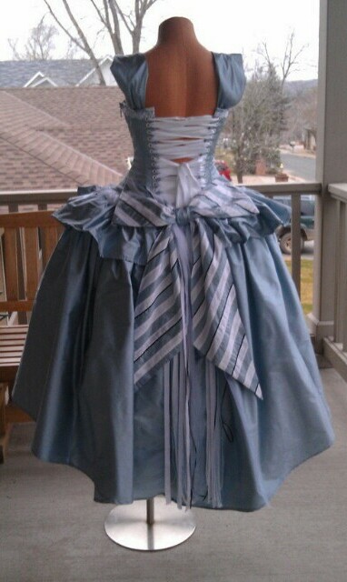 alternative, sammi doll and wedding dress