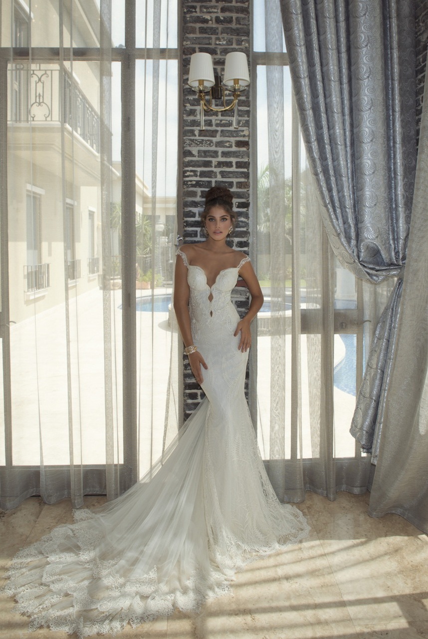 wedding dress, galia lahav, bride and the empress