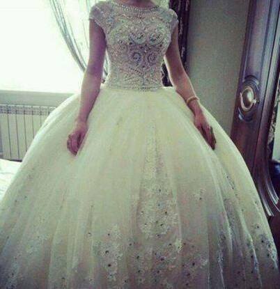 bride, blush and Couture