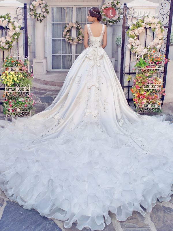 Queen, elegant, wedding dress and tidebuy