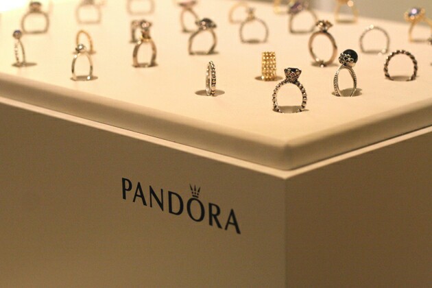 ring, style and love