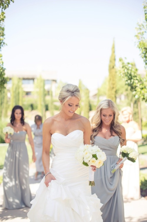 outdoor wedding, bouquet, bridesmaids dress and bride
