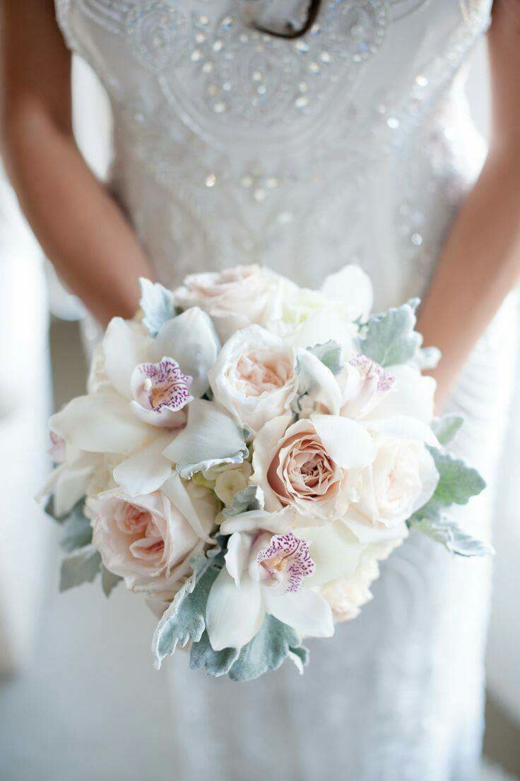fresh flower bouquet, wedding ideas, light pink roses and wedding bouquet