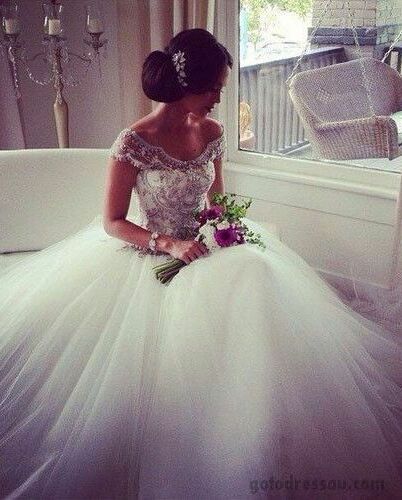 wedding dress, tulle and sparkly