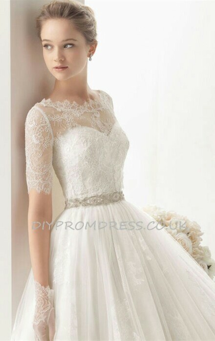 beauti and dress