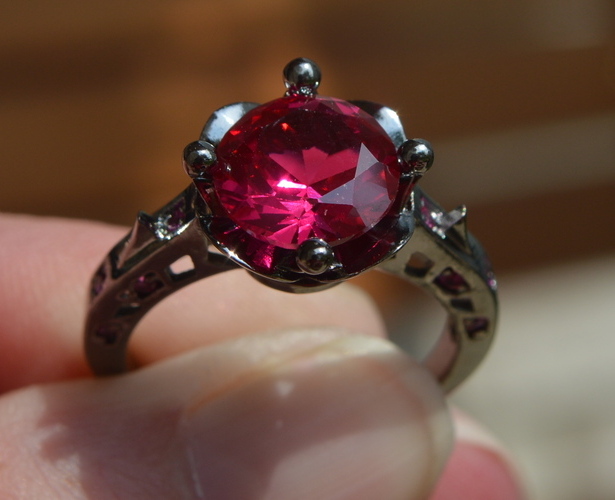 bride, gifts, black engagement rings and mom
