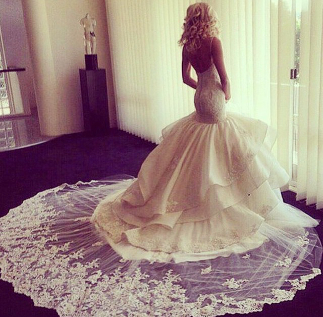 love, moments, girl and princess dress
