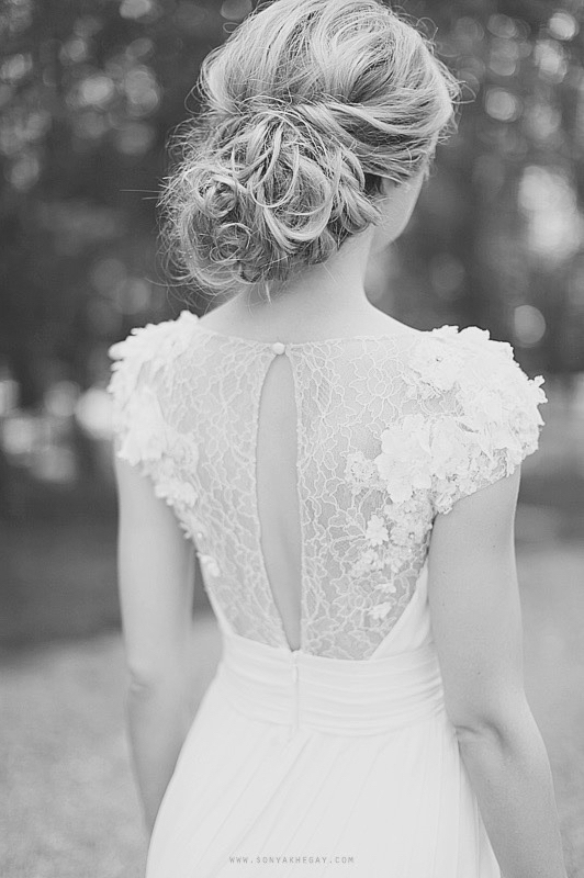 wedding dress, love and wedding goals