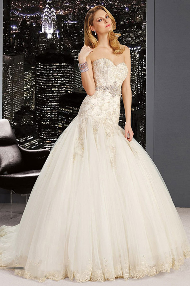 wedding gown, beading dress, wedding dress and fashion