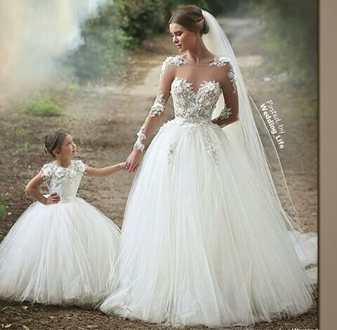 princess dress, wedding dress, sweetheart neckline and long sleeve