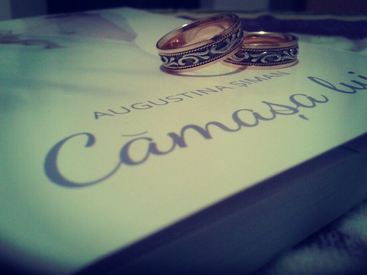 book, love, read and live