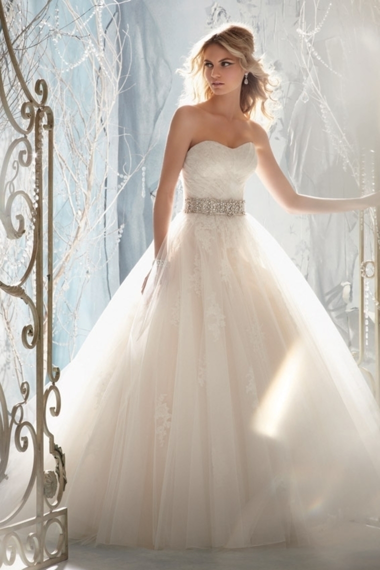 lace, photography, vestido de novia and bridal gowns