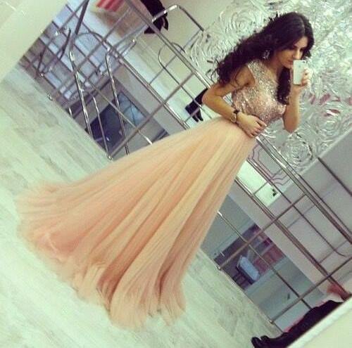 diamonds, sleeves, dress and blush