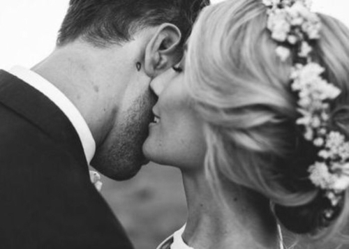 kiss, love and wife