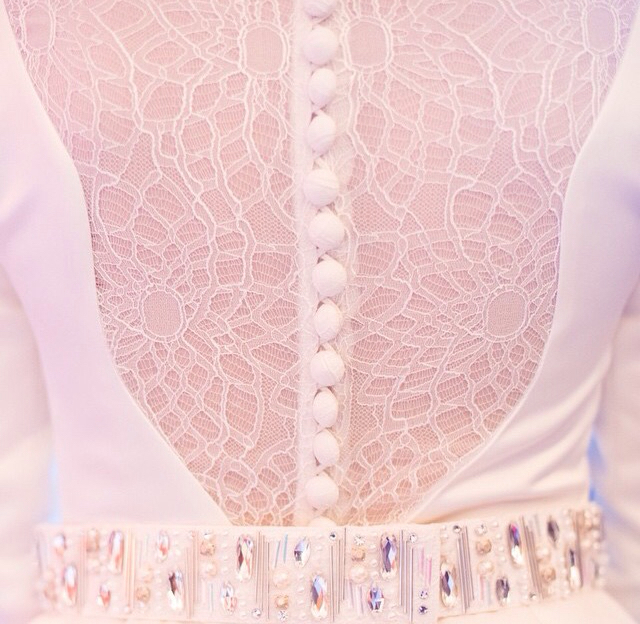wedding dress, buttons, malay wedding and Kuala Lumpur