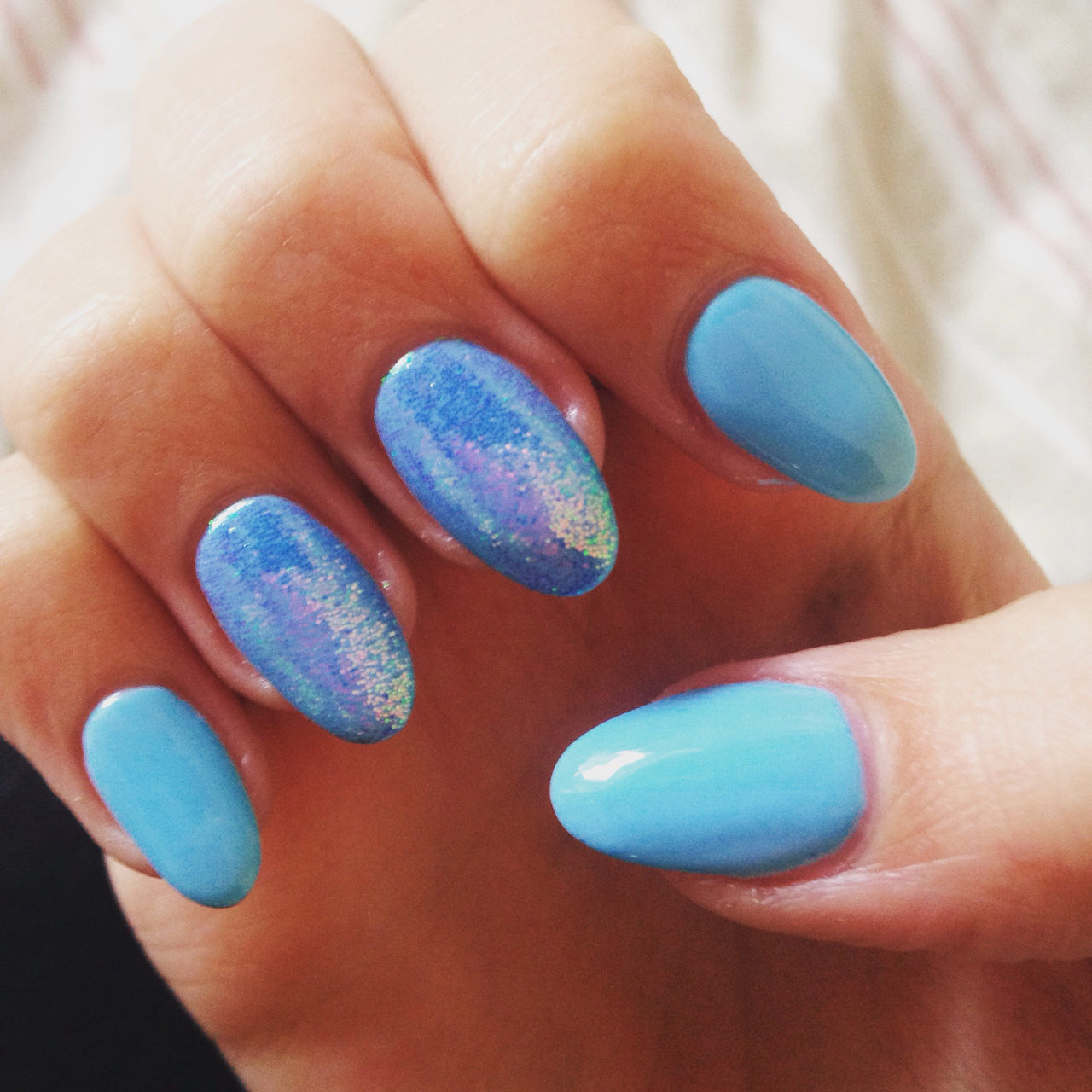 bridesmaid, girly, nails and blue